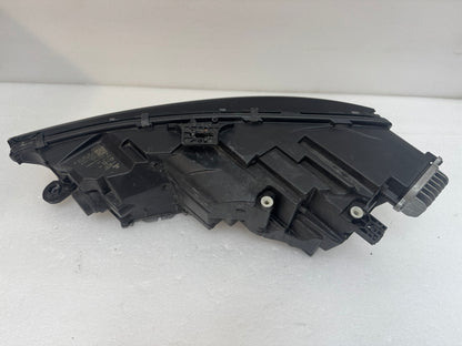 AUDI A4  8W0941034A