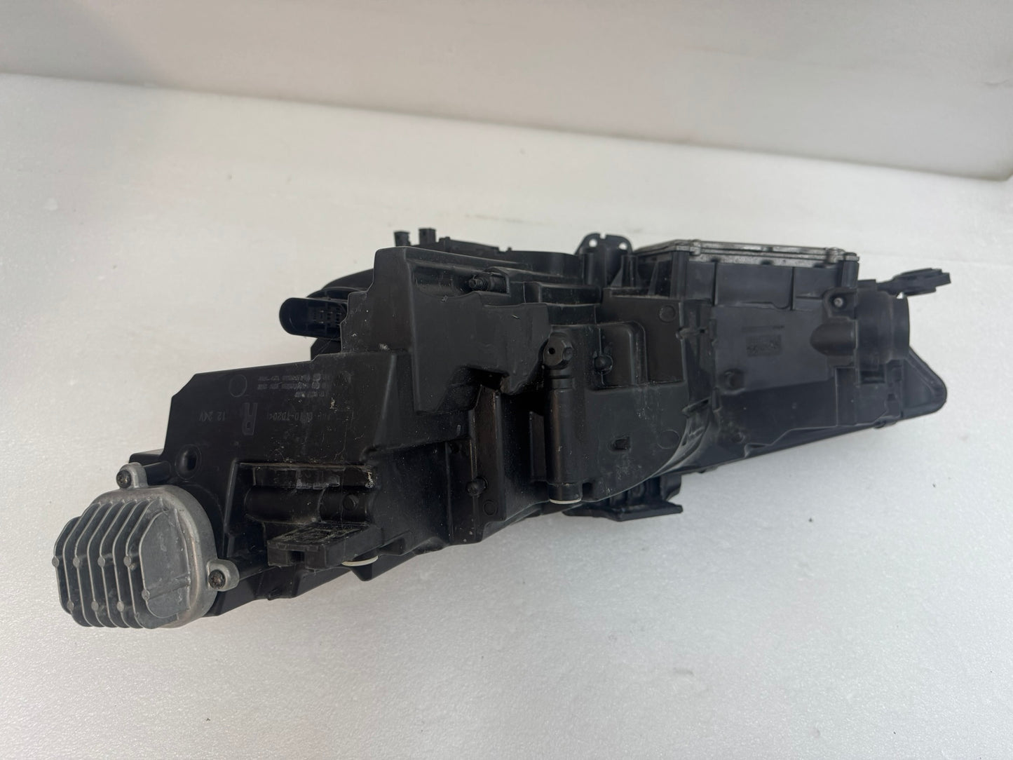 AUDI A4  8W0941034A