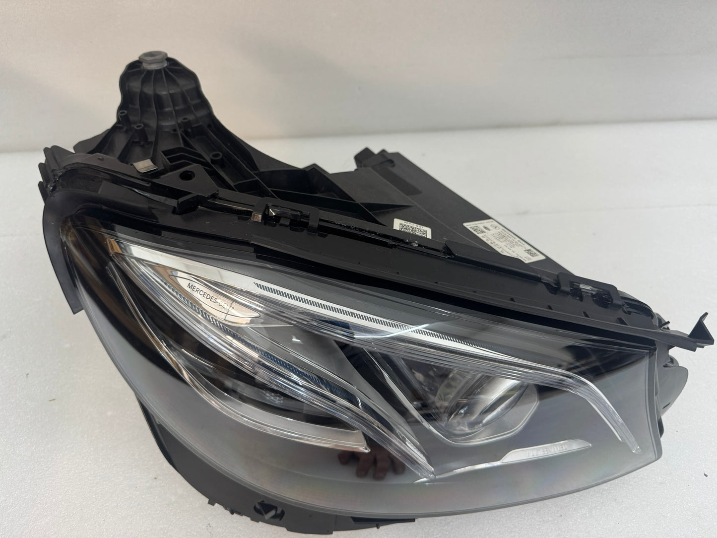 MERCEDES BENZ E Class W213   A2139061804 KZ