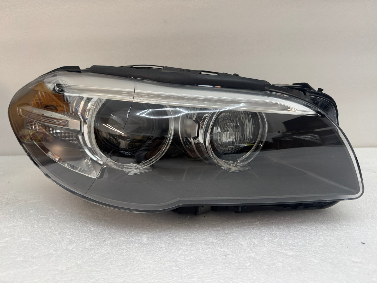 BMW 5 Series  7378516 01