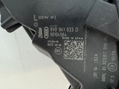 AUDI A3  8V0941033D