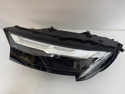 AUDI Q7	 4M0941011 E