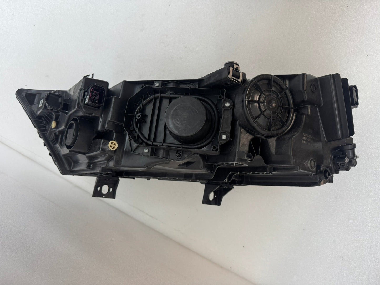 AUDI Q7	 4M0941012 E