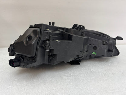 AUDI A4	8W0941036E