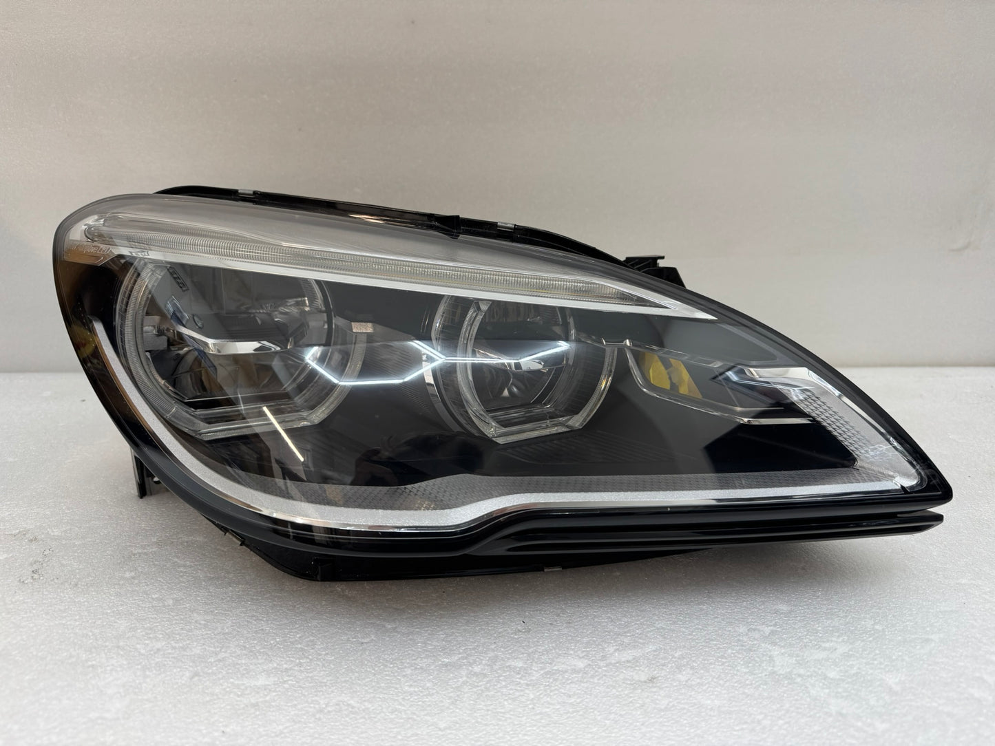 BMW 6 SERIES	A8 8738668 -01